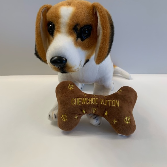 ChewChoo Vuiton Plush Pet Bone - Designer Dog - Squeak Toy - NWT - Picture 5 of 6